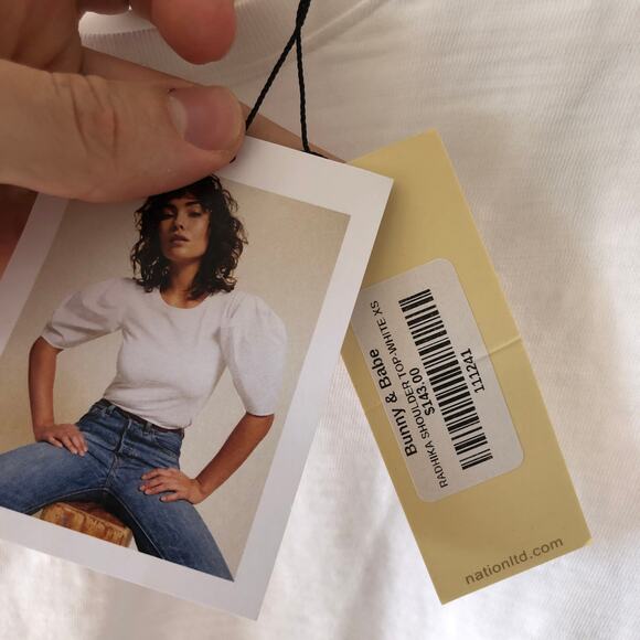 Nation LTD. Women's Top XS Radhika Bold Shoulder Top in Optic White NWT's $143 - Picture 5 of 10